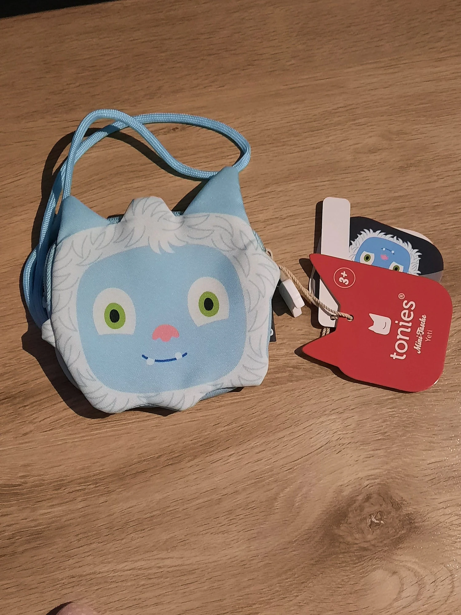 TONIES Umhängetasche "Yeti" In Hellblau - (B)14,5 X (H)13,5 X (T)1,5 Cm 3 TONIES Umhängetasche "Yeti" In Hellblau - (B)14,5 X (H)13,5 X (T)1,5 Cm